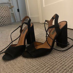 Steve Madden Black Suede Heels